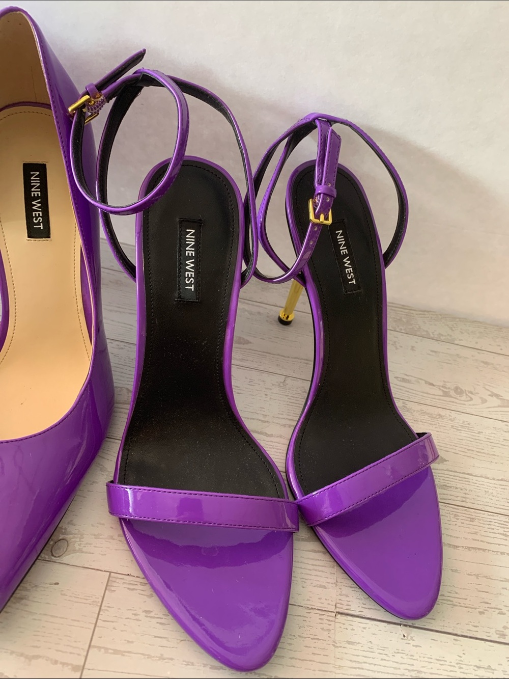 2 Nine West shoes Purple Patent Pointed Toe Pumps Reina AnkleStrap Sandals size9 - Picture 3 of 11